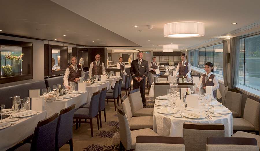 Avalon View Dining 1.jpg